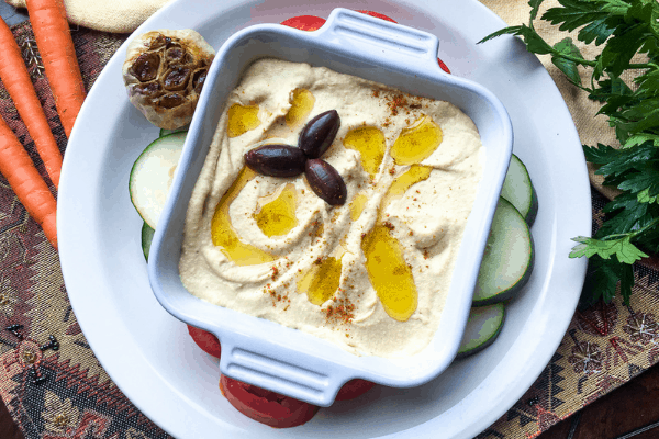 garlic hummus as a simple new year dip idea