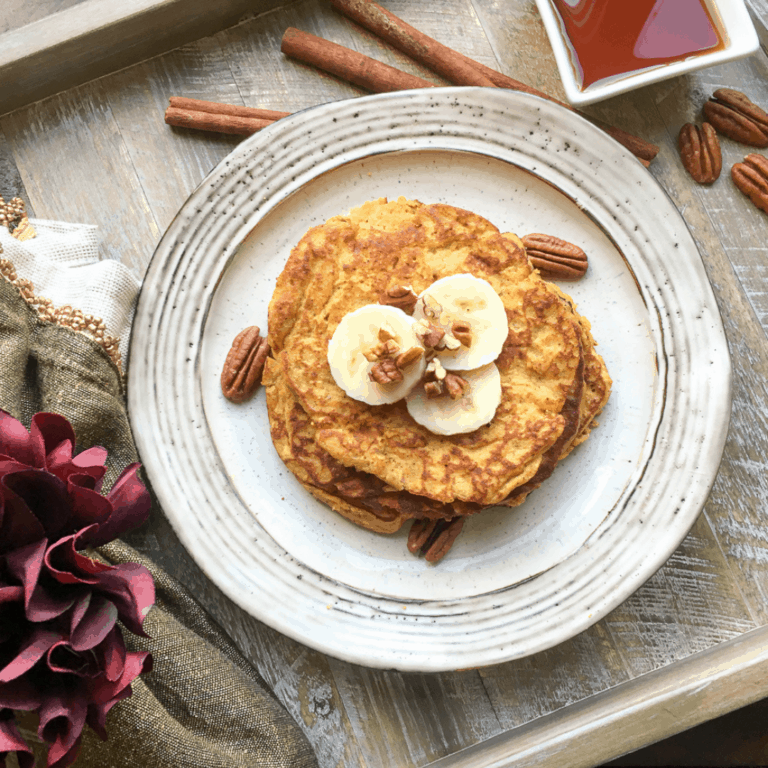 Simple Pumpkin Spice Pancakes