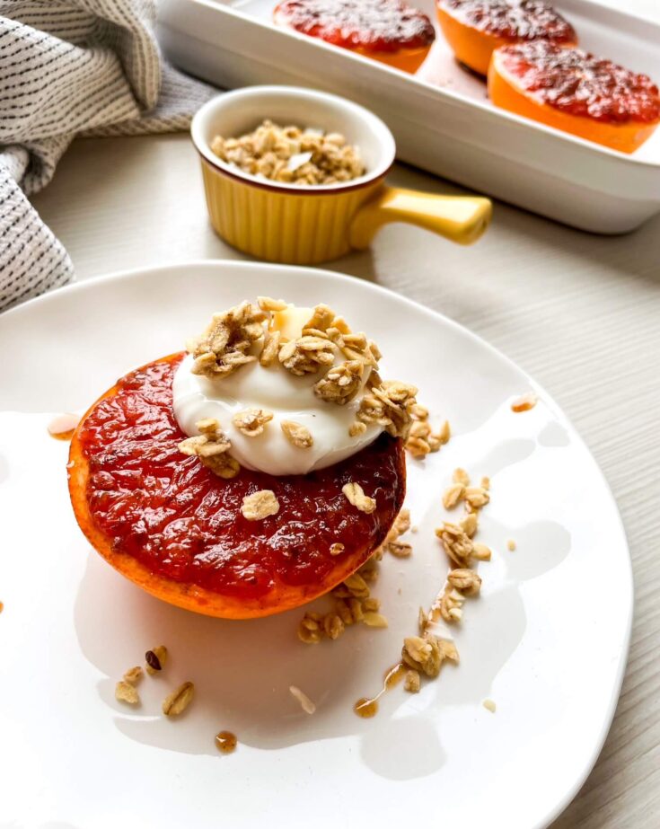 Honey Cinnamon Broiled Pink Grapefruit
